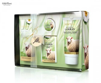 Wild Ferns 帕氏 绵羊油系列礼盒 4件套(乳液 100ml+香皂 135g+护手护甲霜 85ml+润唇膏 18g) Wild Ferns 帕氏 绵羊油系列礼盒 4件套(乳液 100ml+香皂 135g+护手护甲霜 85ml+润唇膏 18g)